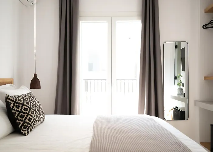 Eleana Hotel